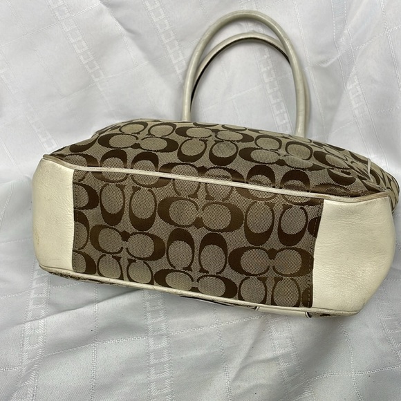 SOLD Coach Bleeker Signature Flower Floral Daisy Bag Tote Shopper Tan F14724 - Picture 11 of 17